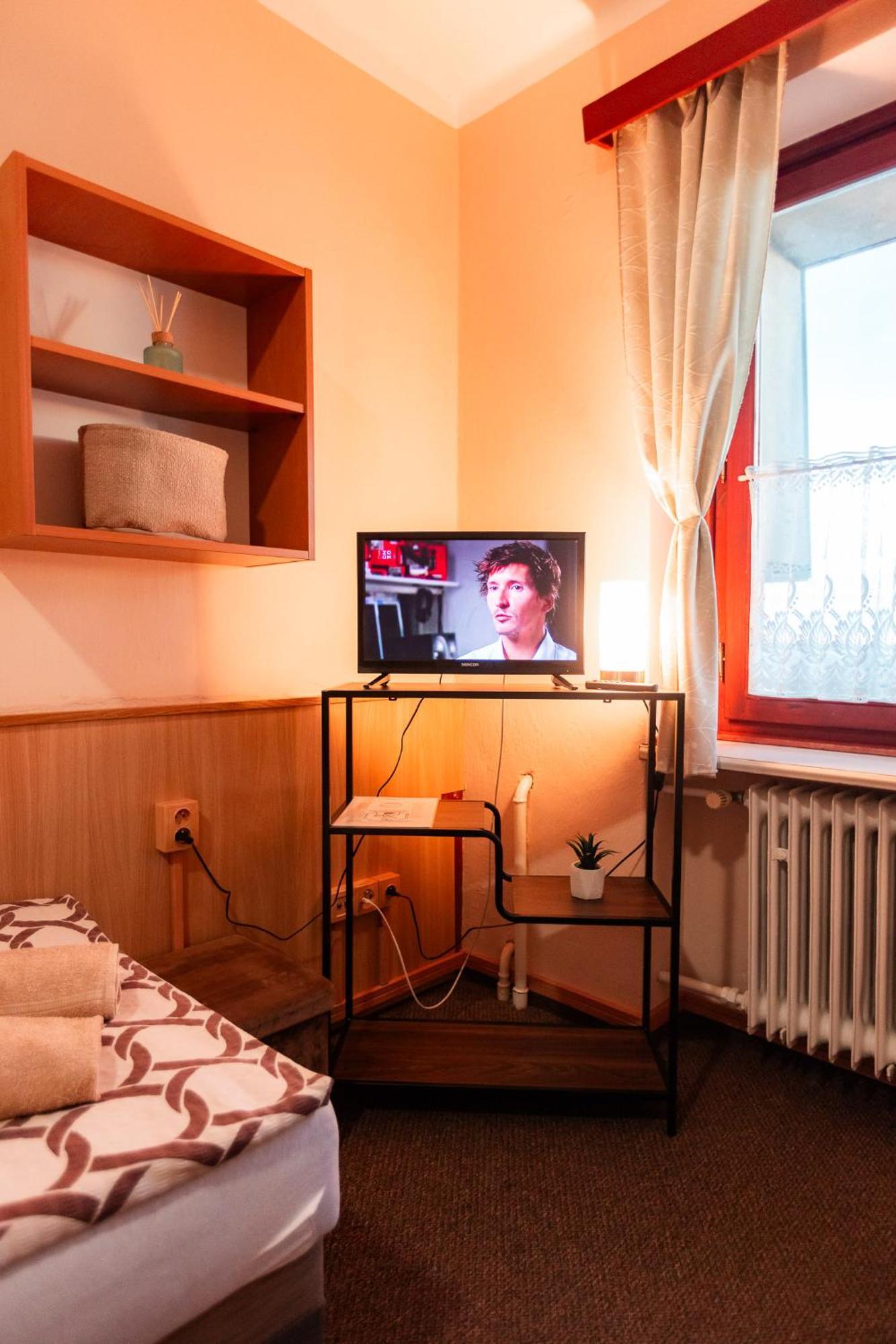 Hotel Rozkos Česká Skalice Kamer foto